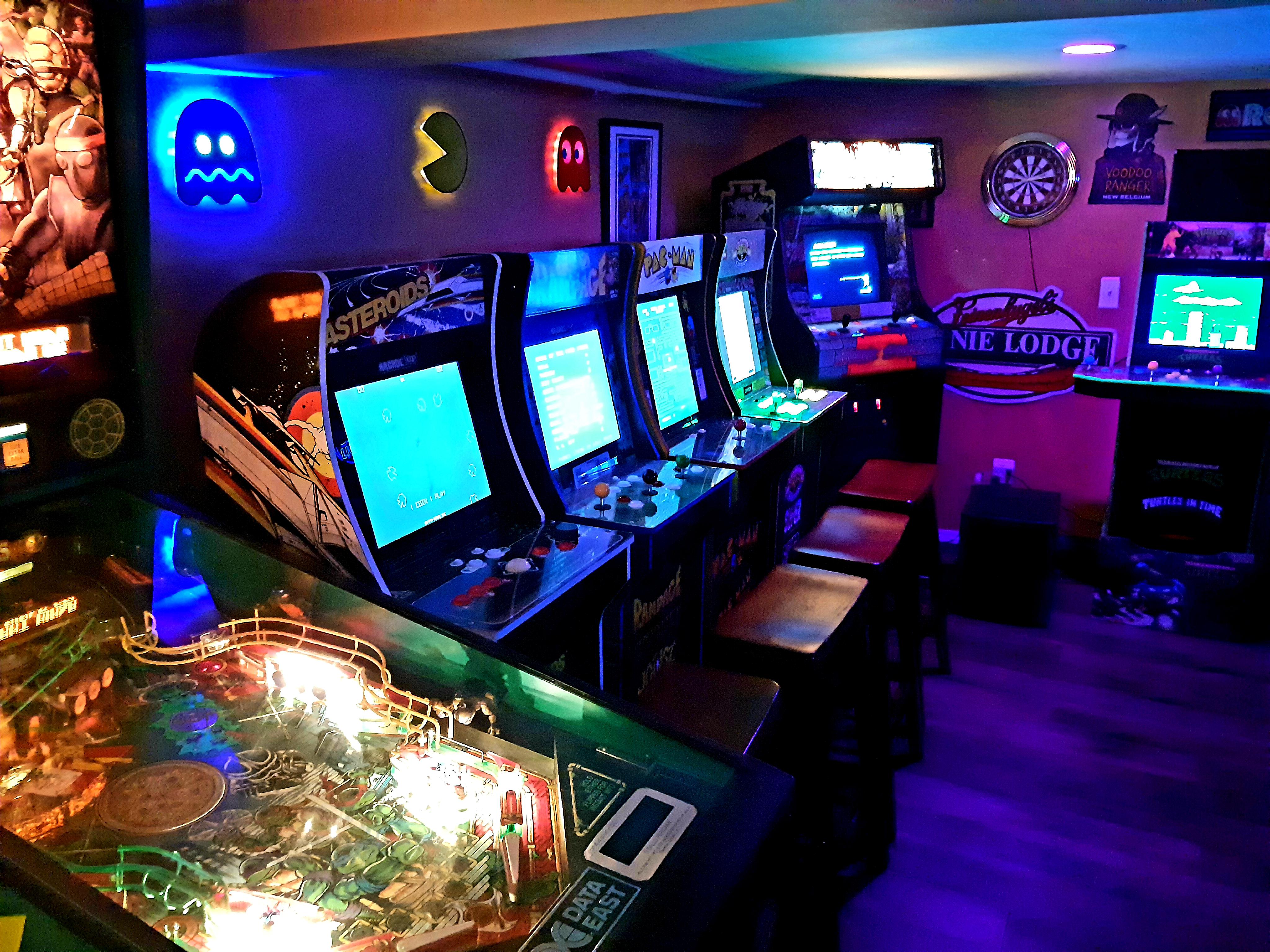 Home Arcade Machines: The Ultimate Man Cave Guide – Man Cave Geek