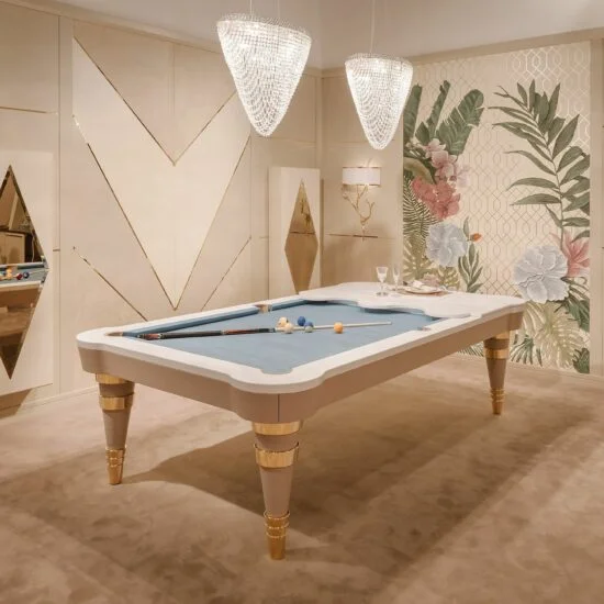 Luxury Regis Pool Table